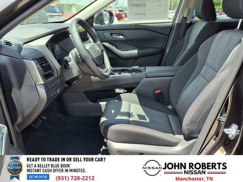 New 2026 Nissan Rogue SV FWD image 3