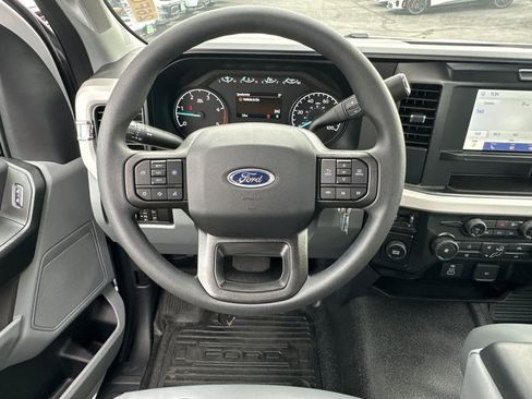 New 2026 Ford F350 XL w/ XL Chrome Package RWD image 11