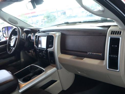Used 2016 RAM 3500 Big Horn RWD image 38