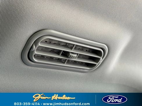 New 2025 Ford Expedition Active image 11