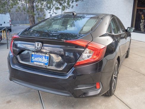 Used 2017 Honda Civic EX-T image 6