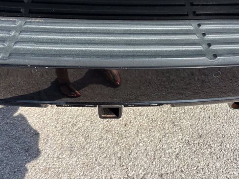 Used 2012 Lincoln Navigator 2WD image 11