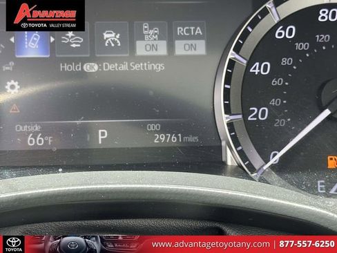Used 2023 Toyota Highlander XLE AWD/4WD image 33