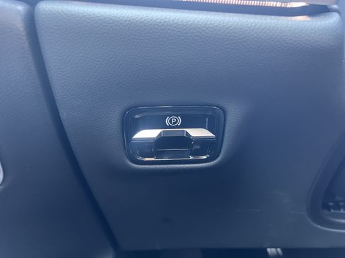 Used 2025 Mercedes-Benz E 53 AMG e 4MATIC Sedan image 17