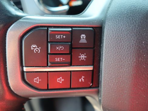 Used 2022 Ford F150 Lariat w/ Equipment Group 502A High AWD/4WD image 16
