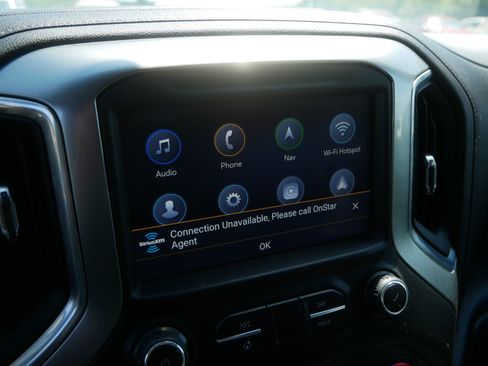 Used 2021 Chevrolet Silverado 1500 LTZ w/ Technology Package AWD/4WD image 36