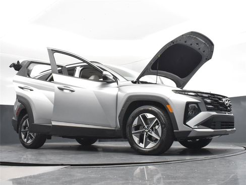 Used 2025 Hyundai Tucson SEL image 22