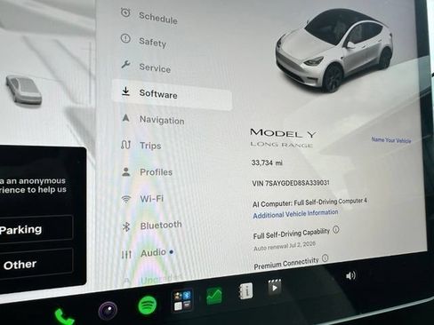 Used 2025 Tesla Model Y Long Range RWD image 33