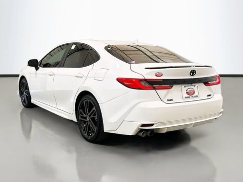 Used 2025 Toyota Camry LE FWD image 6