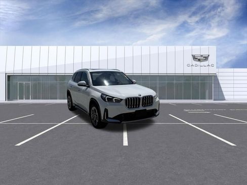 Used 2025 BMW X1 xDrive28i AWD/4WD image 1