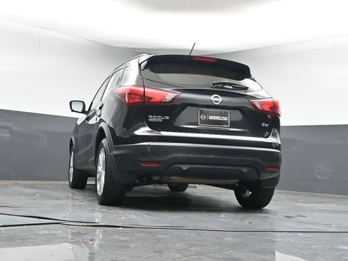 Used 2018 Nissan Rogue Sport SV w/ SV Technology Package image 26