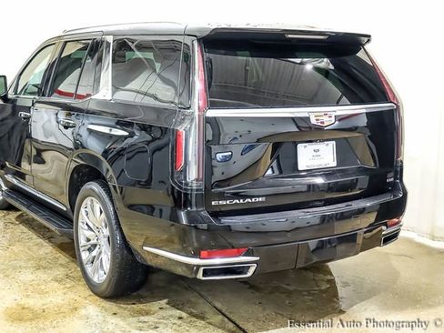 Used 2021 Cadillac Escalade Premium Luxury w/ Driver Assist Tech Package AWD/4WD image 9