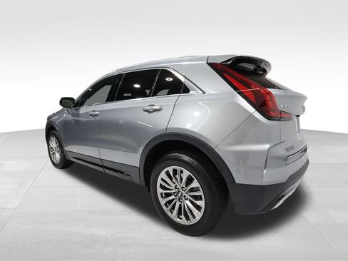 Certified 2025 Cadillac XT4 Premium Luxury image 2