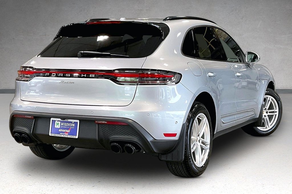 Used 2023 Porsche Macan AWD/4WD image 7