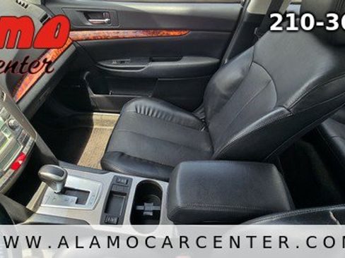 Used 2012 Subaru Legacy 2.5i Limited w/ Illumination Pkg 2 AWD/4WD image 34