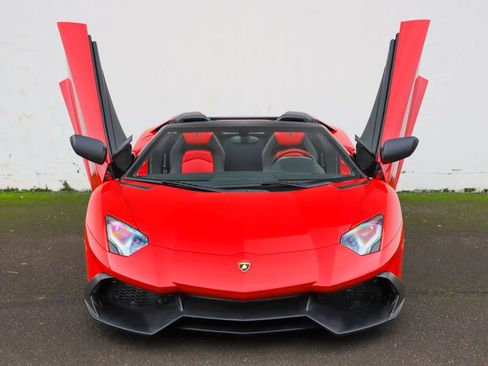 Used 2014 Lamborghini Aventador LP 720-4 50th Anniversario image 17