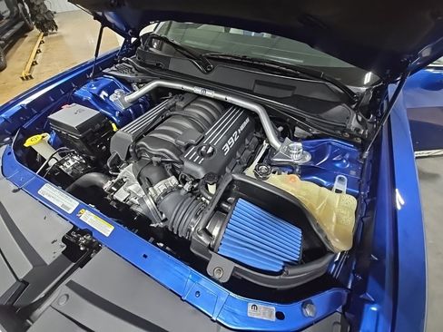 Used 2011 Dodge Challenger SRT8 image 22