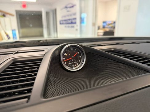 Used 2013 Porsche Panamera 4 Platinum Edition image 19