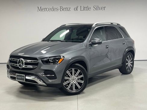 Used 2025 Mercedes-Benz GLE 350 4MATIC image 1