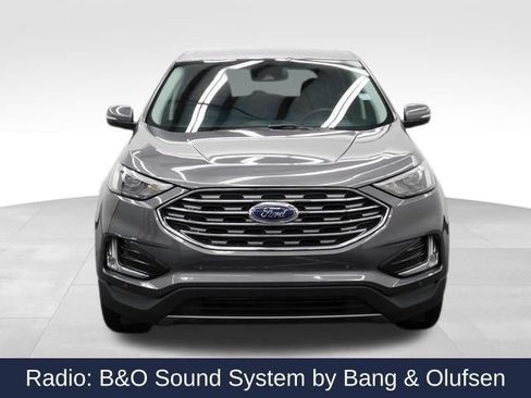 Used 2024 Ford Edge Titanium image 3