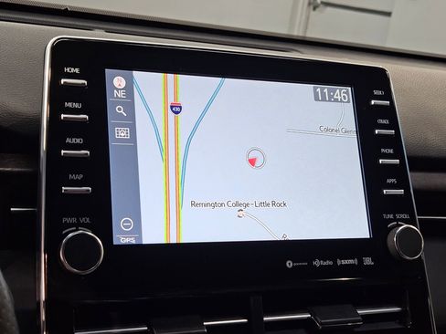 Used 2022 Toyota Avalon Limited image 31