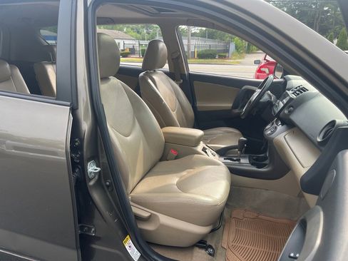Used 2010 Toyota RAV4 Limited image 16