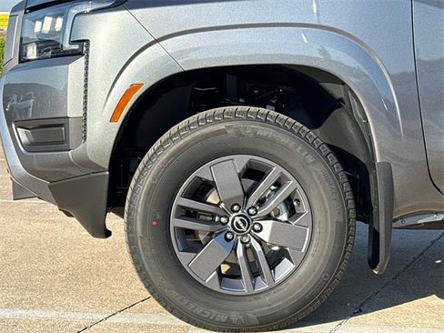 New 2026 Nissan Frontier SV image 6