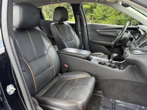 Used 2017 Chevrolet Impala Premier FWD image 26