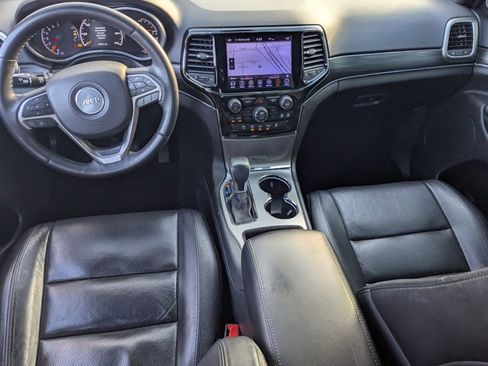 Used 2019 Jeep Grand Cherokee Limited w/ Luxury Group II image 18