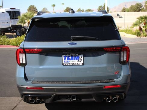 Certified 2026 Ford Explorer ST w/ Sun And Sound Package AWD/4WD image 7