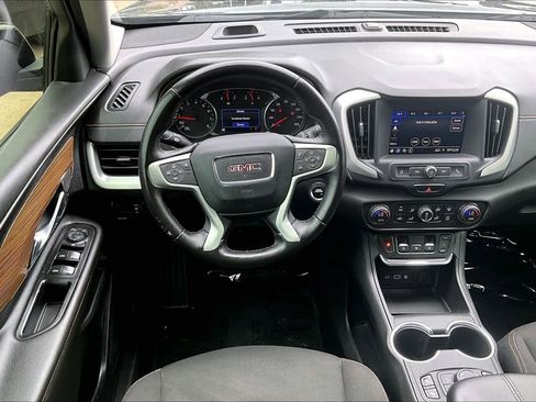 Used 2020 GMC Terrain SLE w/ Driver Convenience Package FWD image 6