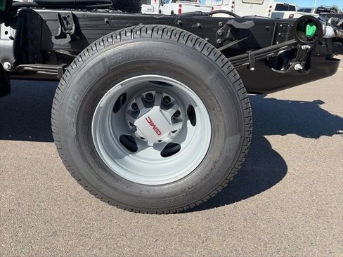 New 2026 GMC Sierra 3500 Pro w/ Convenience Package AWD/4WD image 9
