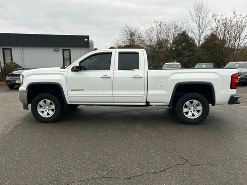 Used 2017 GMC Sierra 1500 SLE w/ SLE Value Package image 12
