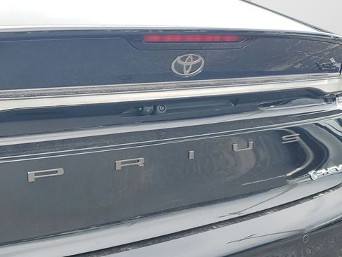 New 2026 Toyota Prius Plug-In Hybrid FWD image 5