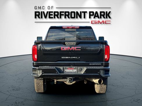 Used 2020 GMC Sierra 3500 Denali w/ Denali Ultimate Package image 4