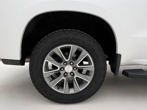 Used 2019 Chevrolet Silverado 1500 High Country w/ Z71 Off-Road Package image 30