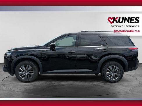 Used 2025 Nissan Pathfinder SV AWD/4WD image 6