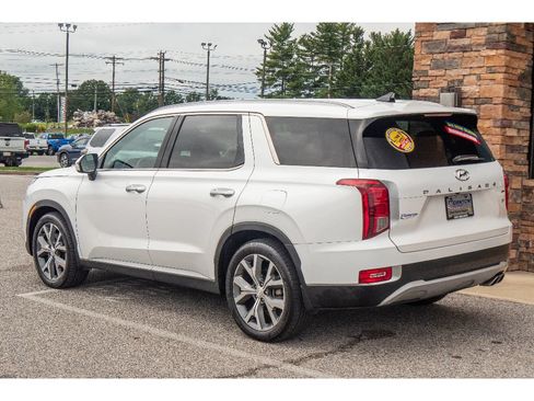 Used 2022 Hyundai Palisade SEL w/ 8P Bench Seat Package AWD/4WD image 5