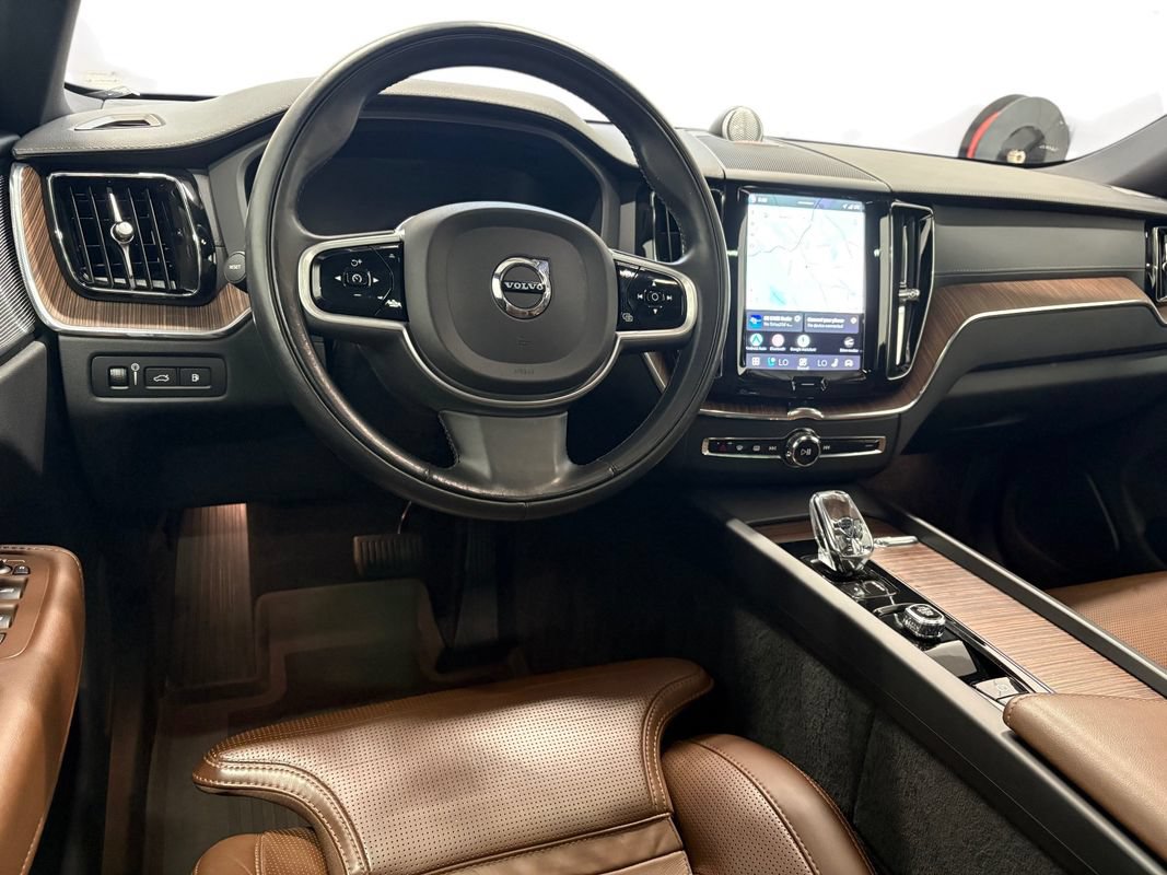 Used 2022 Volvo XC60 T8 Inscription w/ Advanced Package AWD/4WD image 15