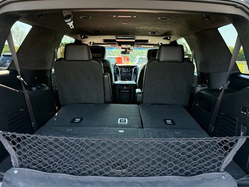 Used 2019 Cadillac Escalade Platinum AWD/4WD image 7
