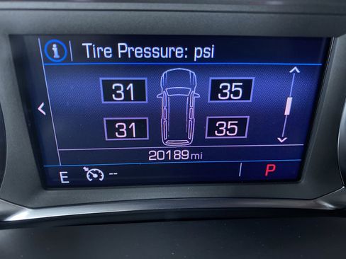 Certified 2023 GMC Acadia SLE w/ Driver Convenience Package AWD/4WD image 7