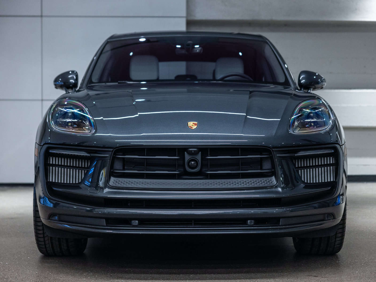 Certified 2026 Porsche Macan S AWD/4WD image 1