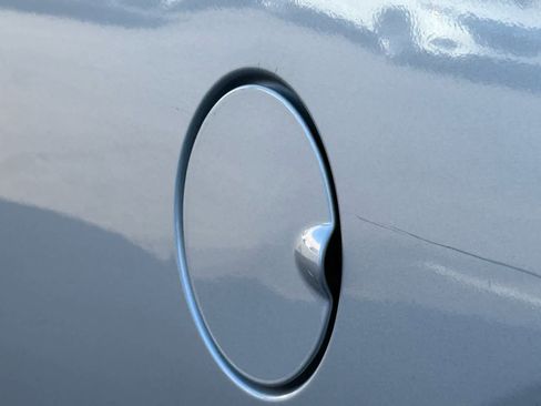 Used 2018 RAM 1500 Express image 19