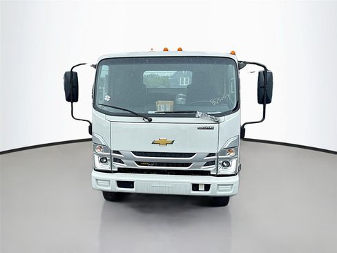 New 2025 Chevrolet Low Cab Forward RWD image 2
