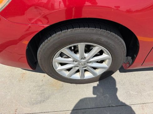 Used 2010 Toyota Camry XLE FWD image 2