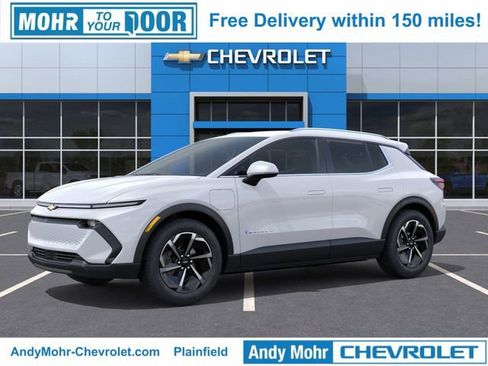 New 2026 Chevrolet Equinox EV LT image 2