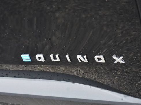 New 2026 Chevrolet Equinox EV LT AWD/4WD image 13