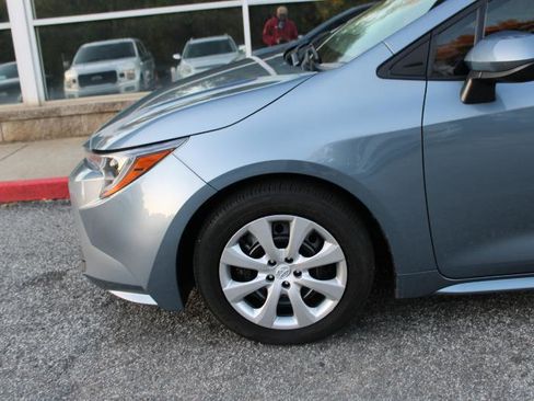 Used 2024 Toyota Corolla LE image 23