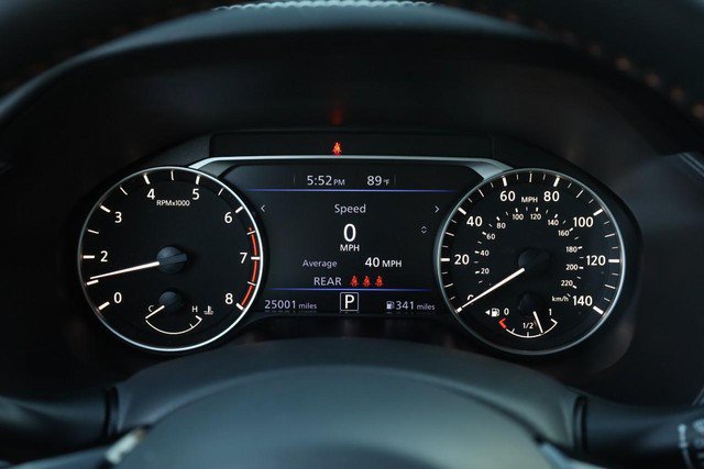 Certified 2025 Nissan Altima 2.5 SR w/ SR Premium Package FWD image 11