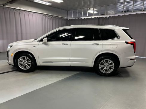 Used 2023 Cadillac XT6 Luxury image 4